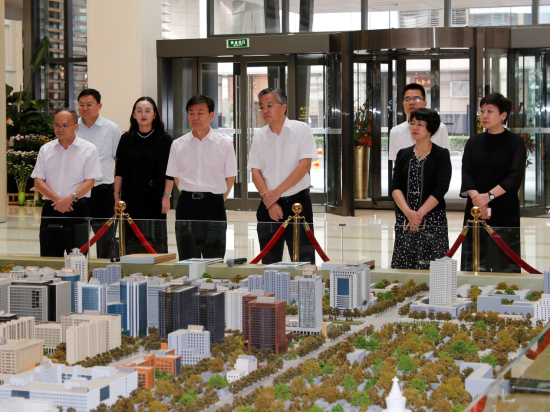 南宁市市长周红波到金融街集团调研