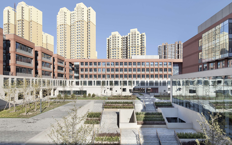 西城区旧城保护定向安置房（融泽嘉园）配套中学项目——北京161中学回龙观学校
