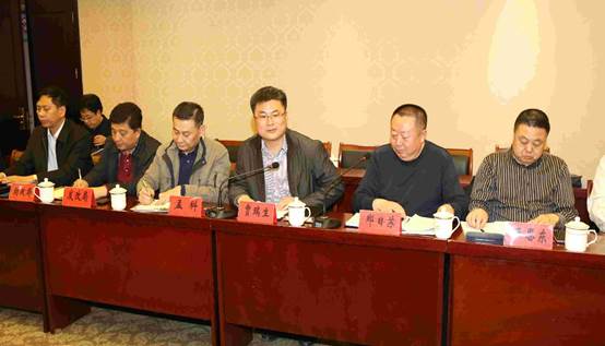 阜平县委副书记、县长贾瑞生致辞
