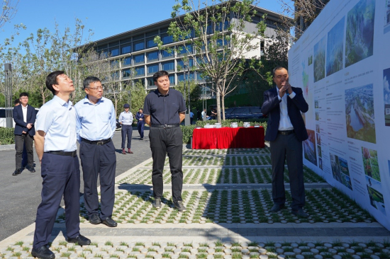 金融街集团领导一行调研金融街控股遵化项目.jpg